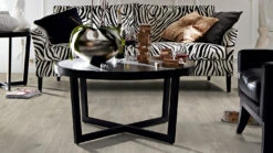 Planeo Laminat - Mon Eiche | Authentisches Erscheinungsbild (LAM-3838)