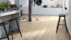 Planeo Laminat - Urban Eiche | Authentisches Erscheinungsbild (LAM-5454)