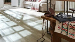 Planeo Laminat - Acker Eiche | Authentisches Erscheinungsbild (LAM-5050) -Planeo Klick Deutschland Verkaufs-Shop 6833 laminate ll150 ambiente 03 3