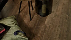 Planeo Laminat - Landgut Eiche Dunkel | Authentisches Erscheinungsbild (LAM-5151) 7 Planeo Laminat - Landgut Eiche Dunkel | Authentisches Erscheinungsbild (LAM-5151) -Planeo Klick Deutschland Verkaufs-Shop 6834 laminate ll150 detail 01 3