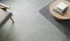 Planeo Klick Vinyl - Rigid Moonstone | Wasserfest (RS7401) 7 Planeo Klick Vinyl - Rigid Moonstone | Wasserfest (RS7401) -Planeo Klick Deutschland Verkaufs-Shop 7401 rigid dryback neutral perspektive 3