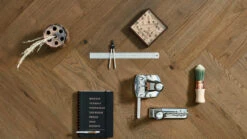 Planeo Parkett - Edelholz Herringbone Eiche Raufoss | Made In Germany (EDP-6298) -Planeo Klick Deutschland Verkaufs-Shop 8926 hs500 ultramattlackiert makro 01 1