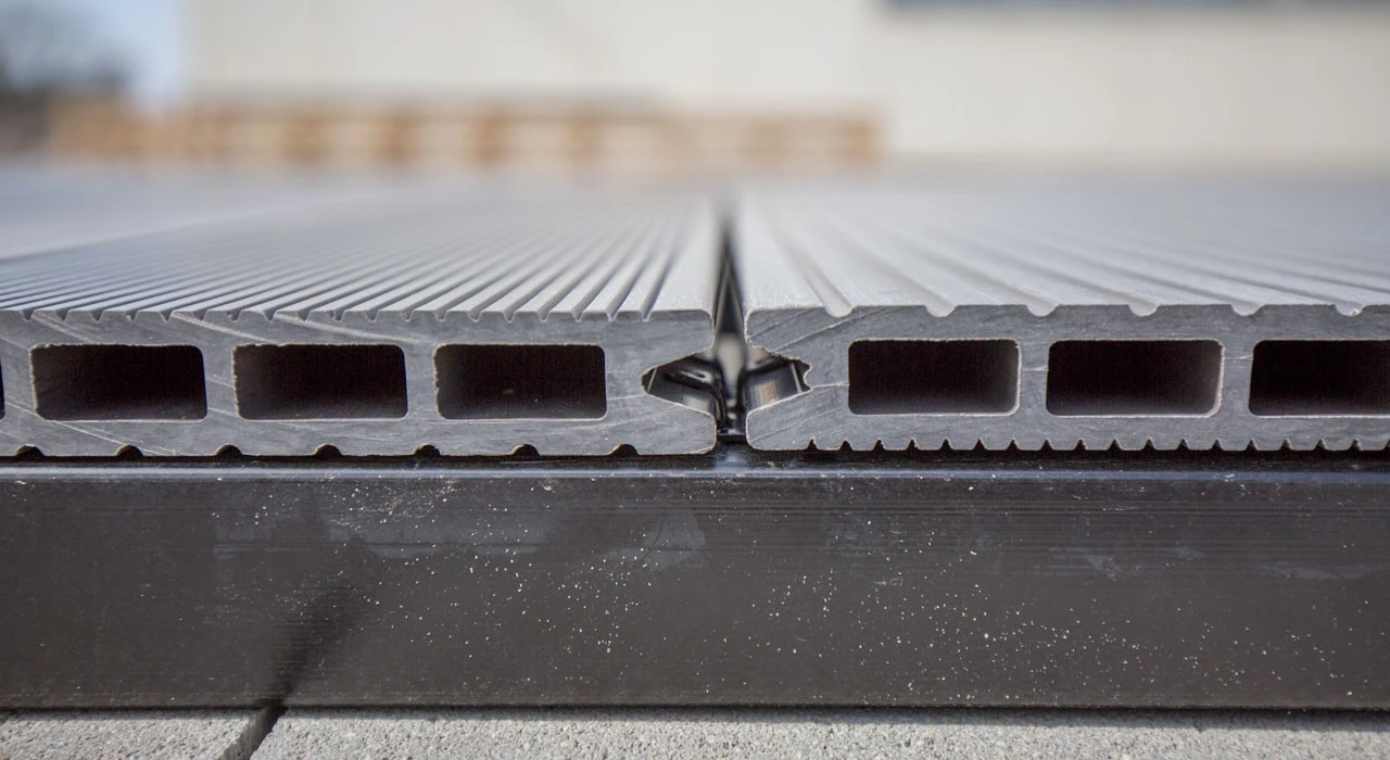 Planeo Terrassenclip Edelstahl Ca. 4mm Fuge - 100 St. Inkl. Schrauben 4 Planeo Terrassenclip Edelstahl Ca. 4mm Fuge - 100 St. Inkl. Schrauben – Bild 4