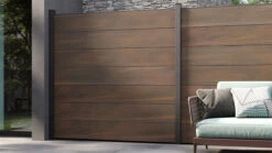 Planeo Gardence BPC-Zaun XL - Walnut Co-ex Designeinsatz Optional 180 X 180 Cm 11 Planeo Gardence BPC-Zaun XL - Walnut Co-ex Designeinsatz Optional 180 X 180 Cm -Planeo Klick Deutschland Verkaufs-Shop pz161100014 2 4